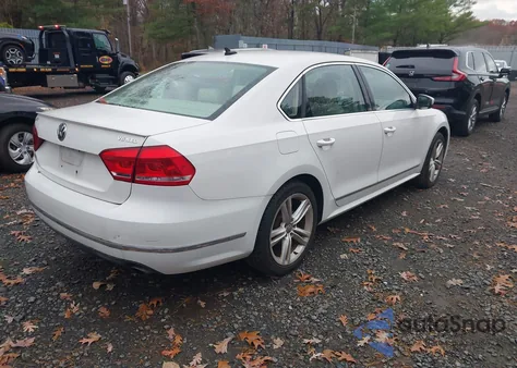 2014 Volkswagen Passat 3.6L V6 Sel Premium из США, поврежденный, VIN 1VWCM7A36EC034451